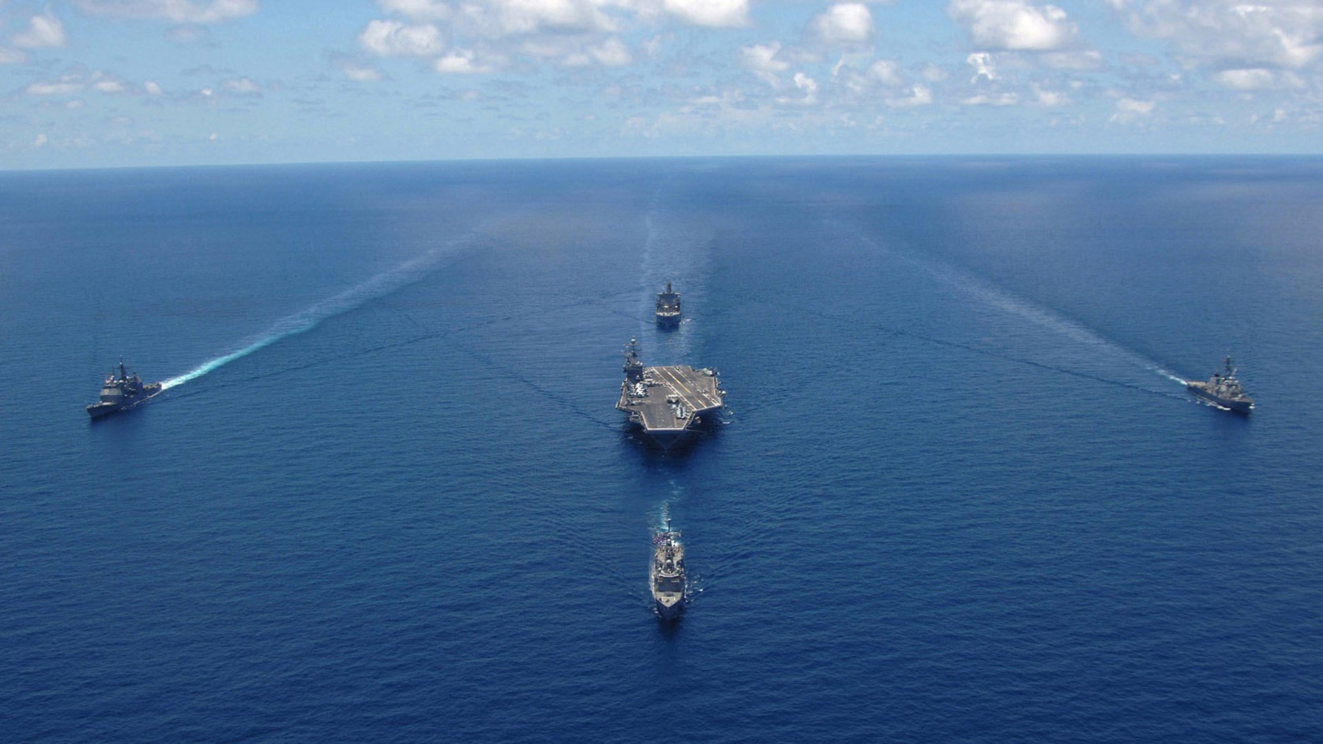 开云体育登录-蓝色闪电与德意志堡垒，巴斯托尼成为那不勒斯新领袖