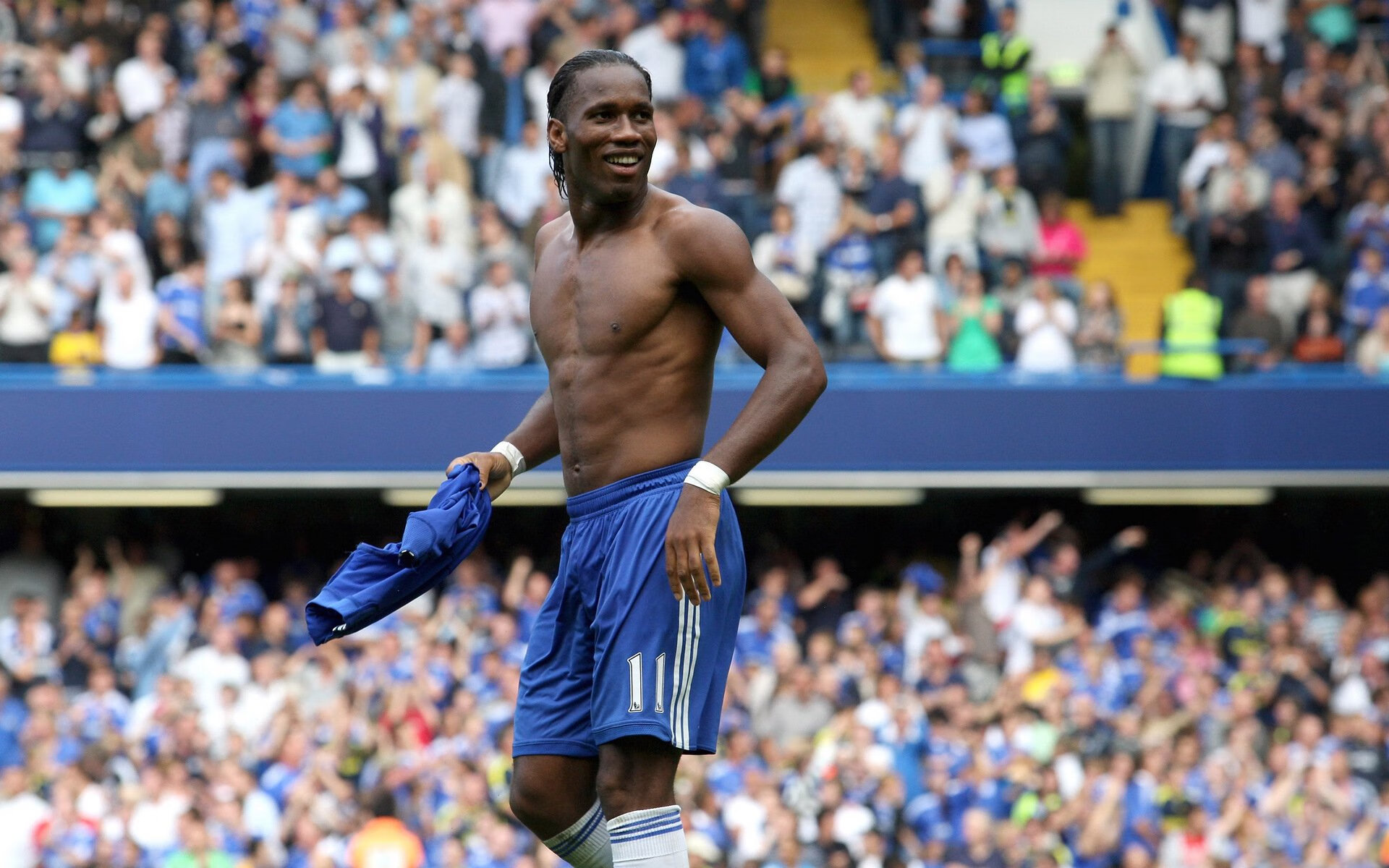 钢与诗的变奏，牙买加轻取几内亚，阿拉巴在丛林法则中奏响终章