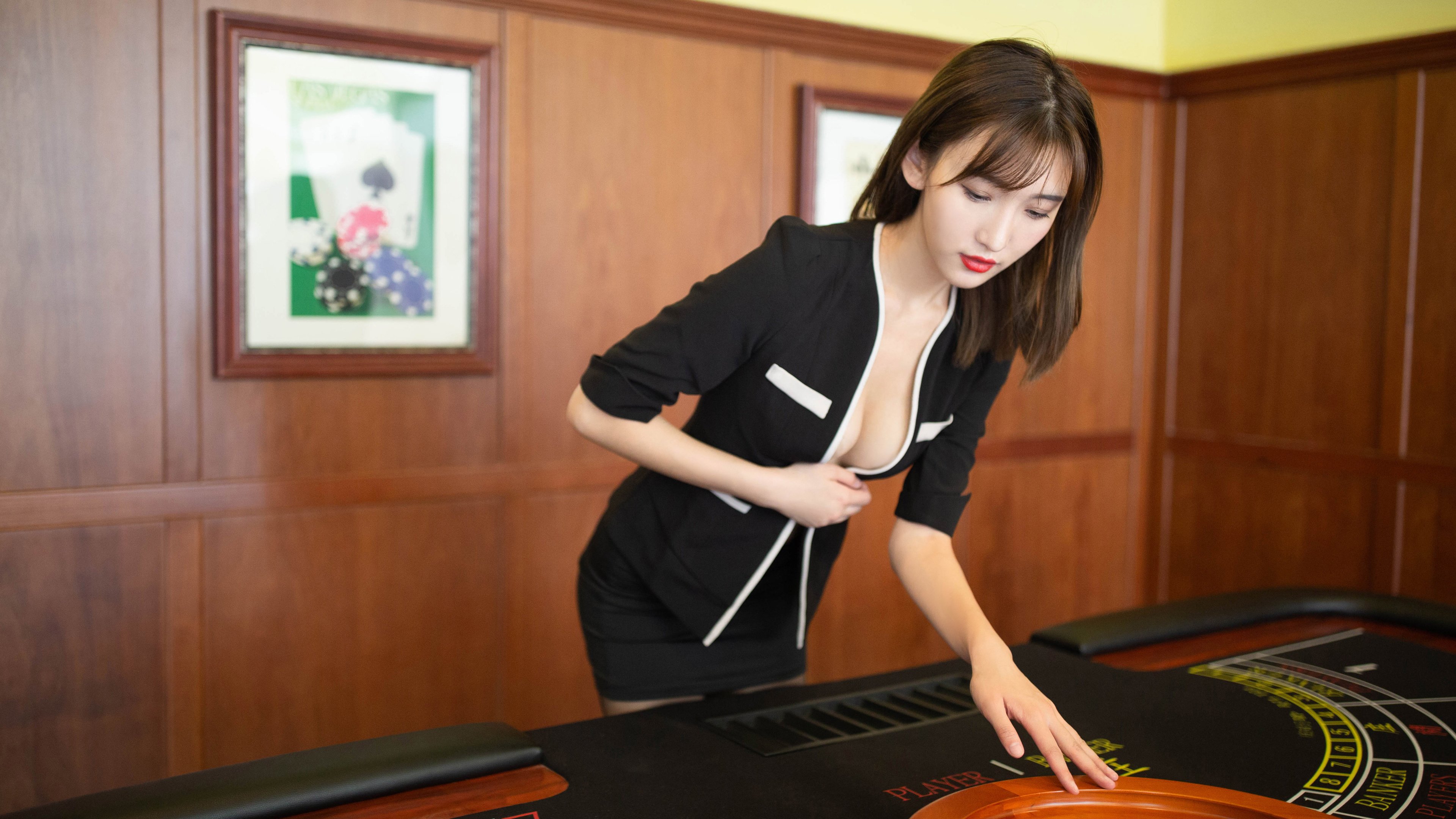 一场经典的跨时空投射，CBA季后赛硬战NBA化剖析