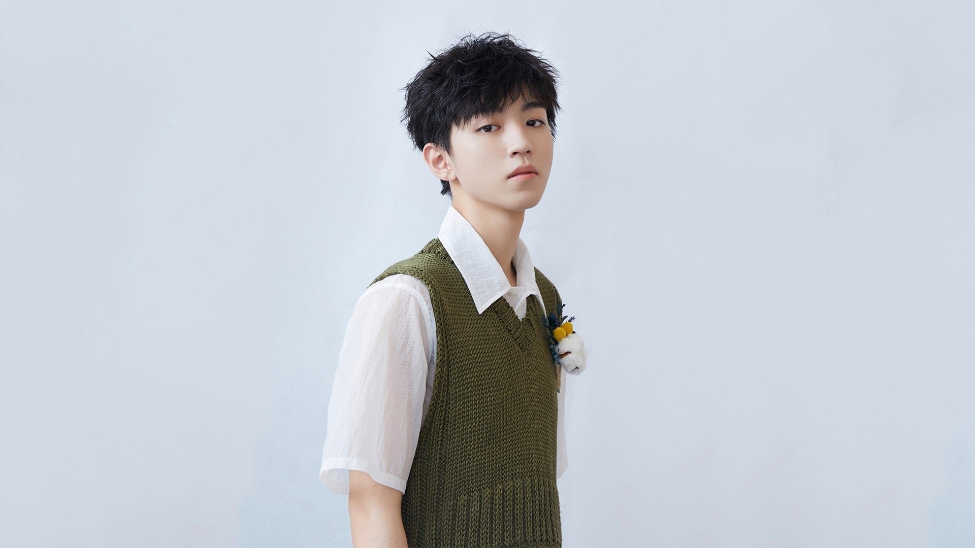 双重奇迹之夜,当魔术加时绝杀新疆,字母哥在F1巴林站接管比赛