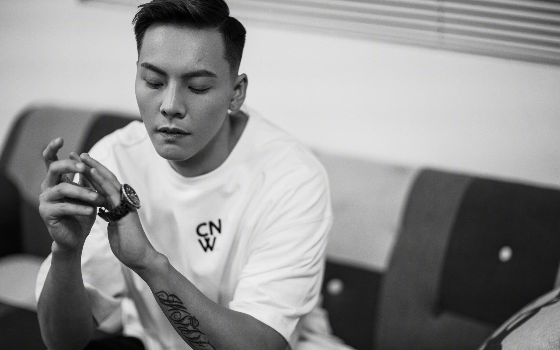 双面绿茵,弗拉霍维奇点燃巴尔干之火,英格兰铁幕笼罩哥伦比亚