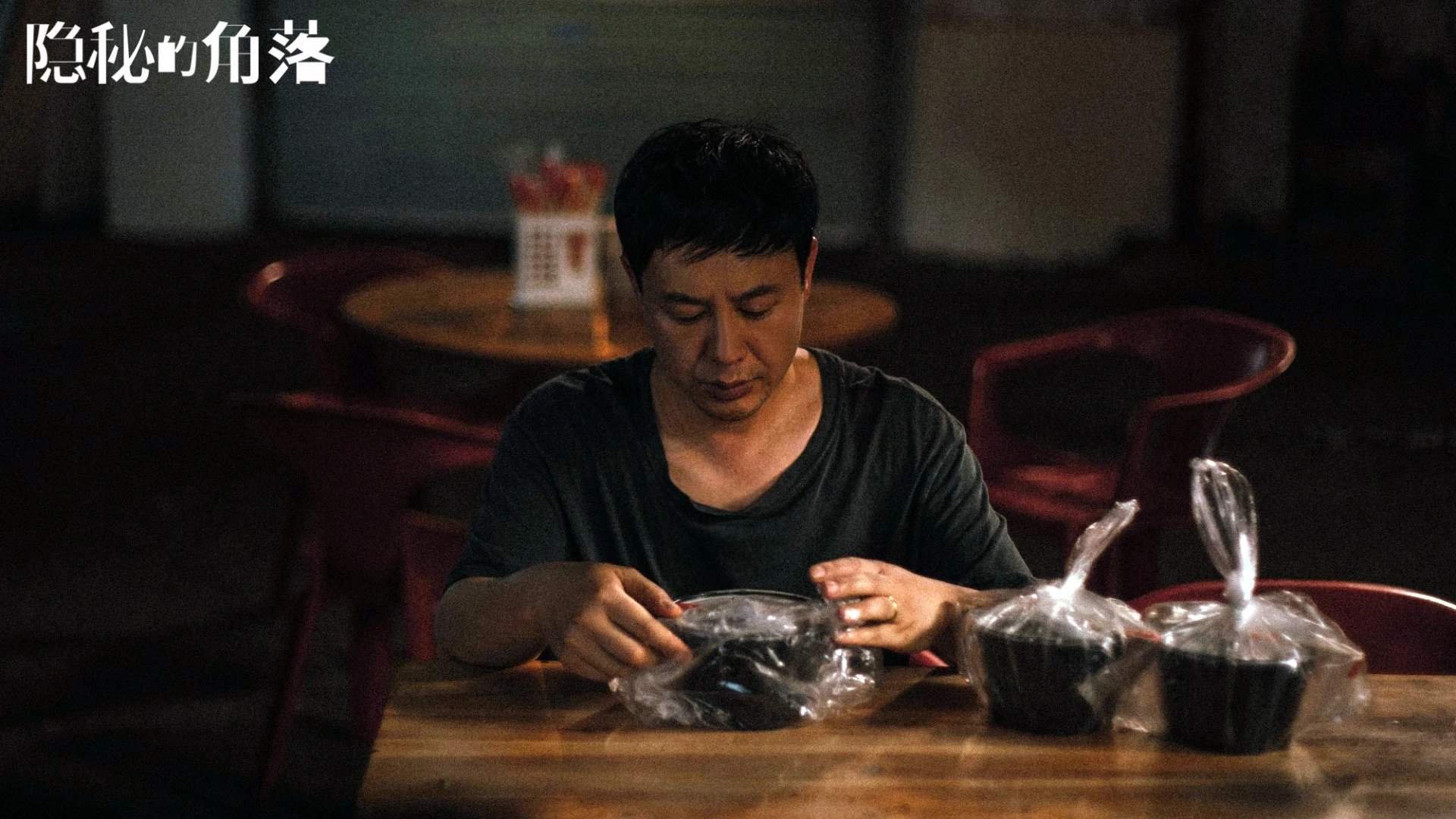 开云体育平台APP-祭坛上的舞者，F1年度争冠之夜，镁光灯如何将门迪铸成传奇